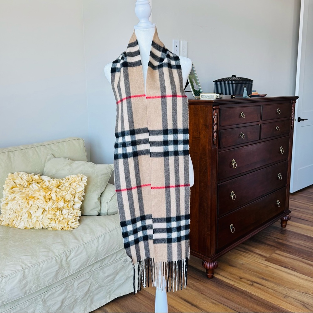 Burberry Checked 100 Cashmere Fringe Scarf New 200x15 cm
